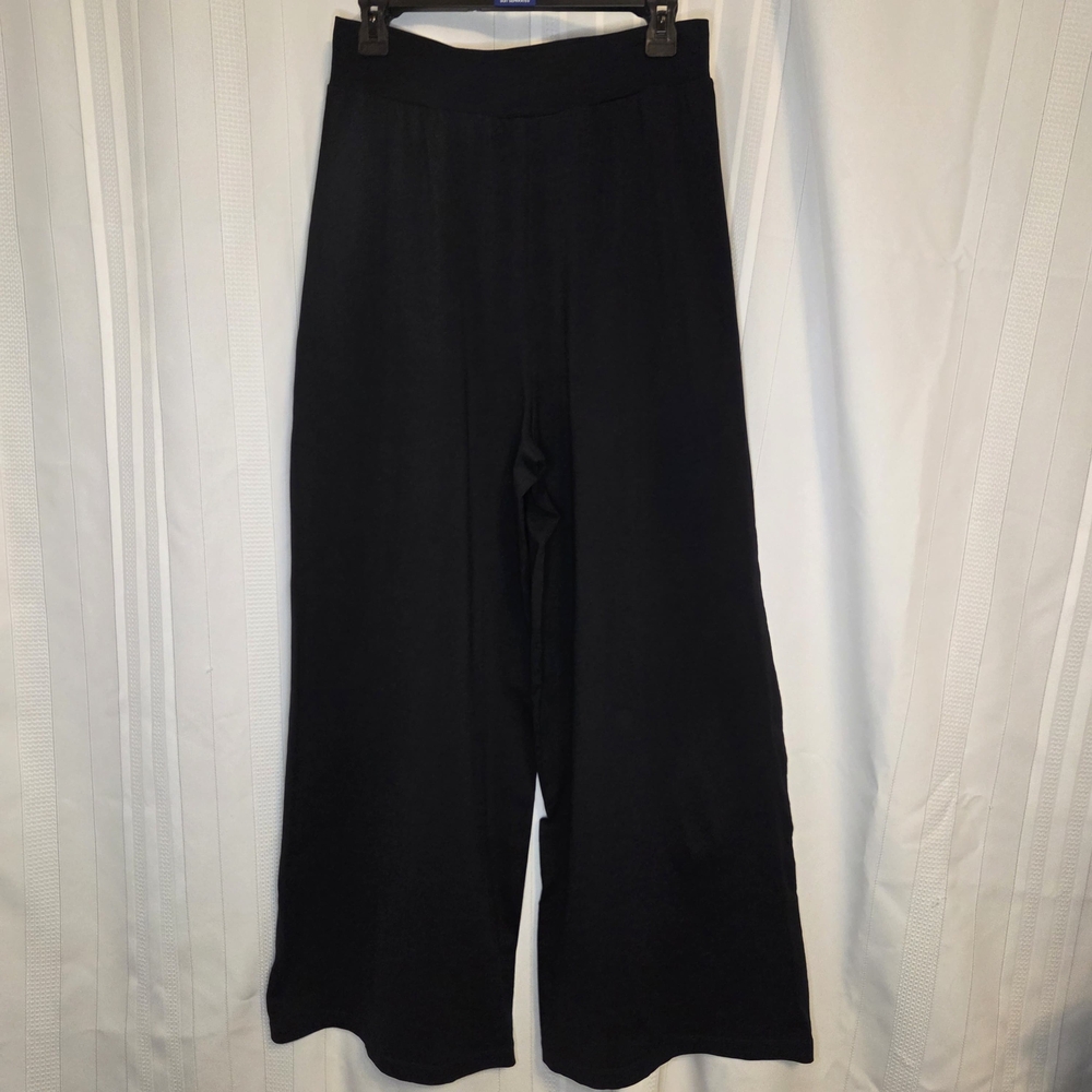 OQQ Black Wideleg Women's Exercise Pants